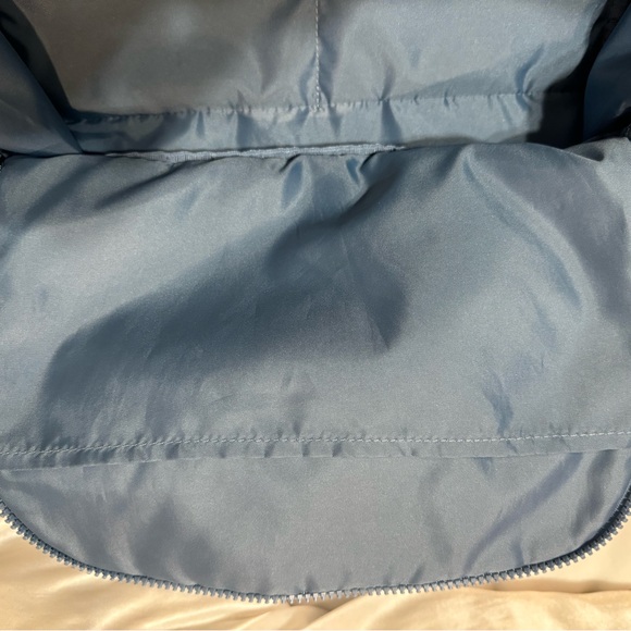 Lululemon New Crew Backpack 22l - Picture 7 of 10